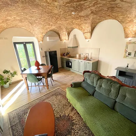 Romantic Getaway - Babsuites Dogliola