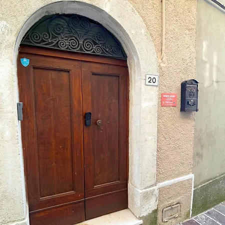 Apartman Romantic Getaway - Babsuites *