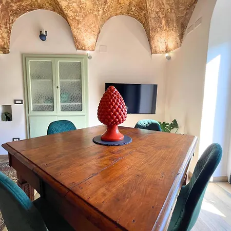 Apartman Romantic Getaway - Babsuites Dogliola